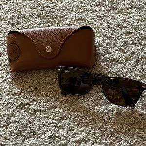 Ray-Ban wayfarer sunglasses